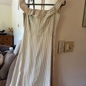 Ann Taylor. Linen summer dress